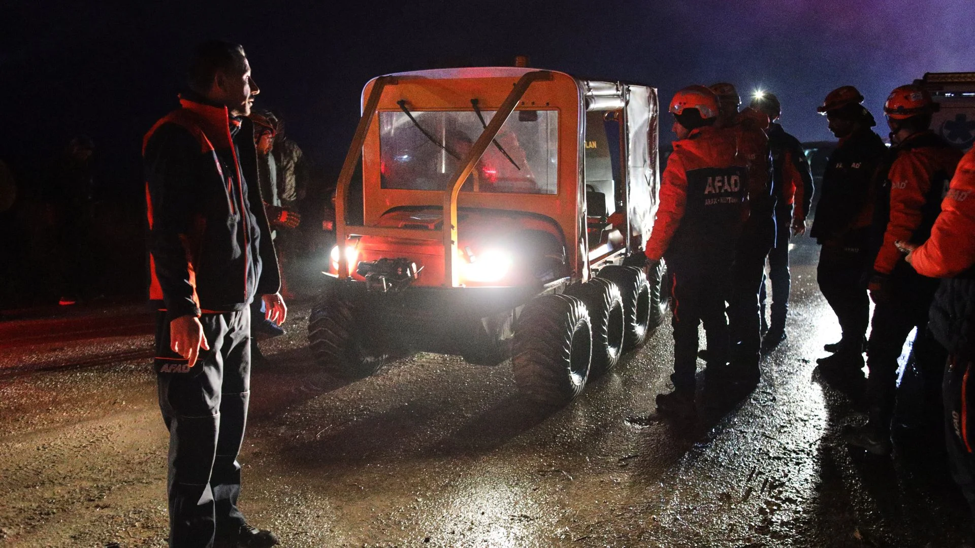 Eight dead in plane crash over Turkey