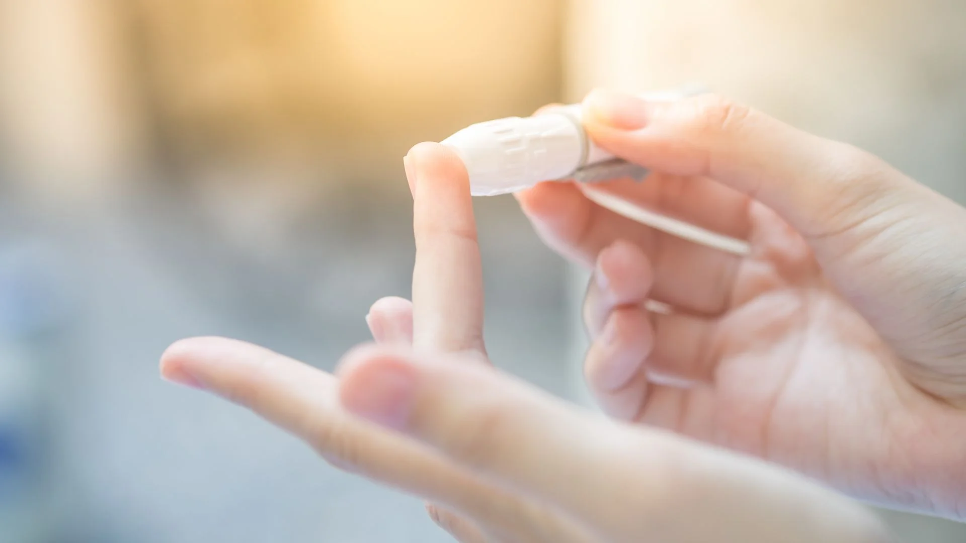 'Breakthrough' blood test at home could help more people spot Alzheimer's, says study