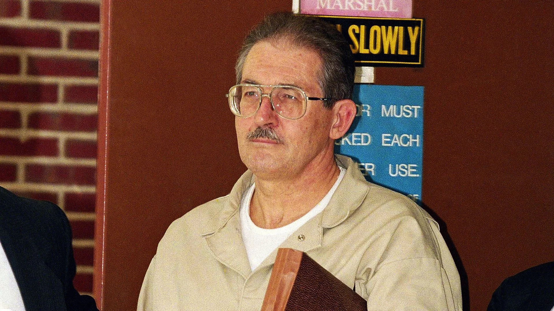 CIA turncoat who sold out to Soviet Russia dies in prison