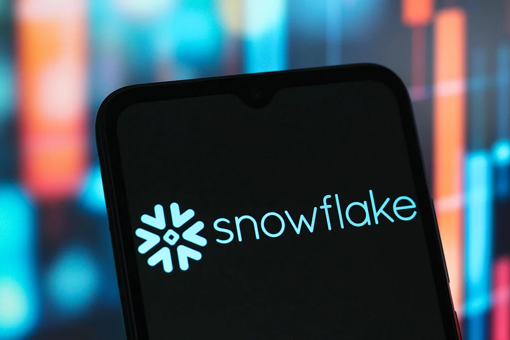 Snowflake announces its intent to buy observability platform Observe