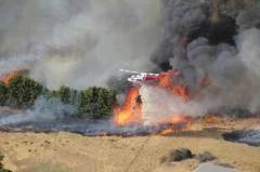 Australians brace for 'property loss or worse' as bushfires destroy homes