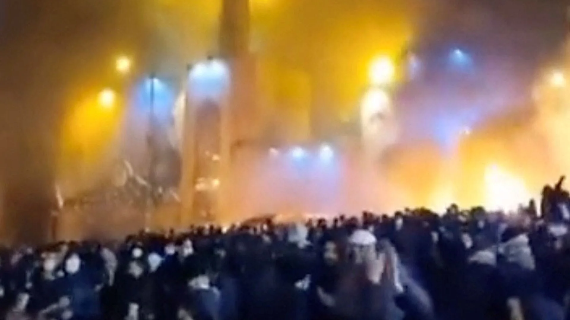 US 'ready to help' Iranian protesters, says Trump, as at least 116 reported killed
