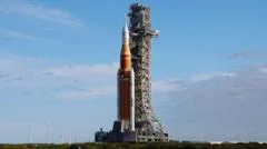 Nasa's mega Moon rocket arrives at launch pad for Artemis II mission