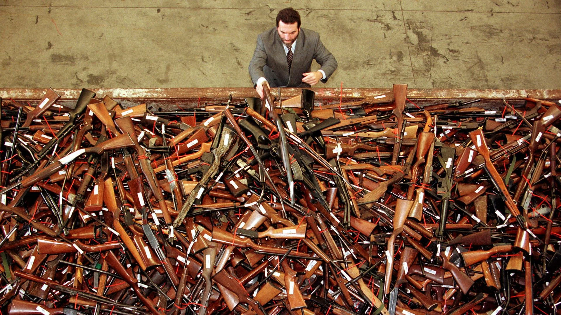 Australia fast-tracks tougher gun and hate laws after Bondi Beach shooting