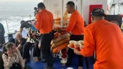 Eighteen dead after Philippines ferry with 300 passengers sinks