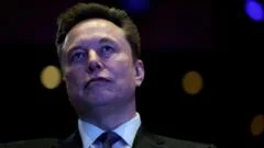 Musk's SpaceX applies to launch a million satellites into orbit