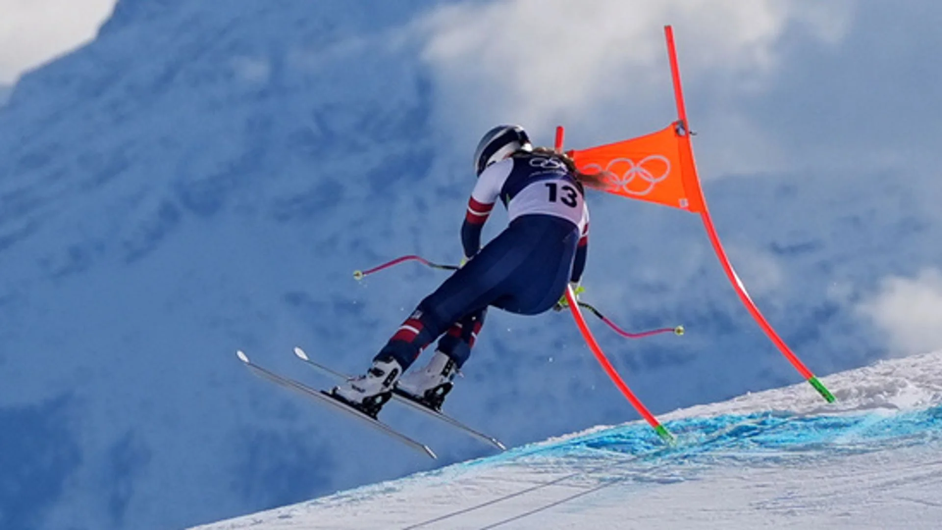 Lindsey Vonn 'in stable condition' after terrifying crash at Winter Olympics