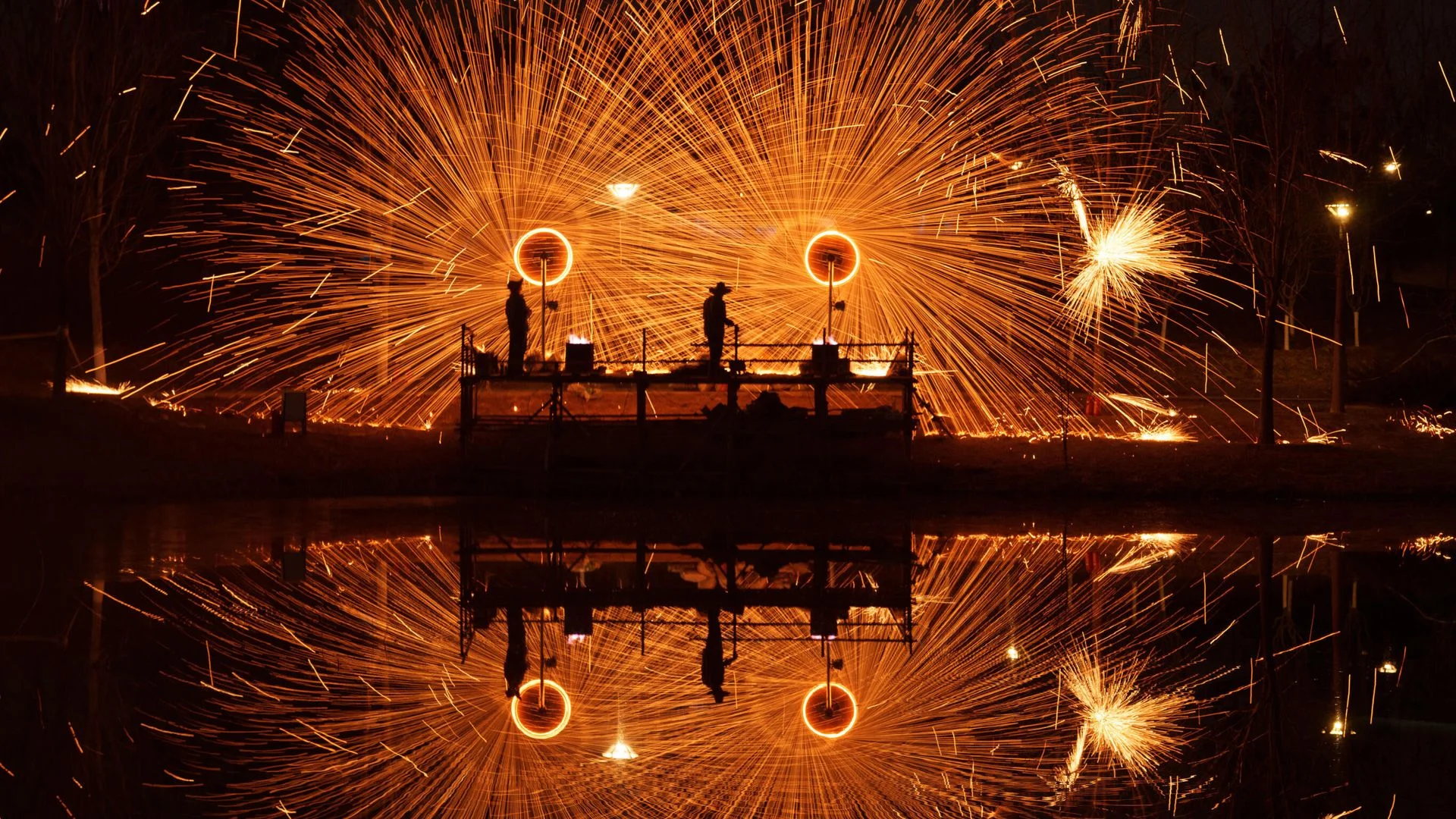 <a href='https://news.sky.com/story/the-most-striking-pictures-of-the-week-13507182'>The most striking pictures of the week</a>