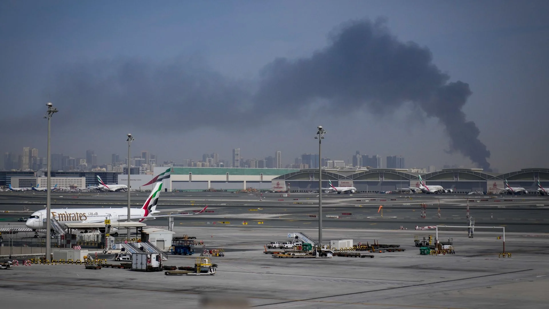 UK working on plans for mass evacuation as Iran strikes close Middle East airports