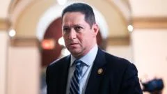 Texas lawmaker admits 'lapse in judgement' in affair with aide