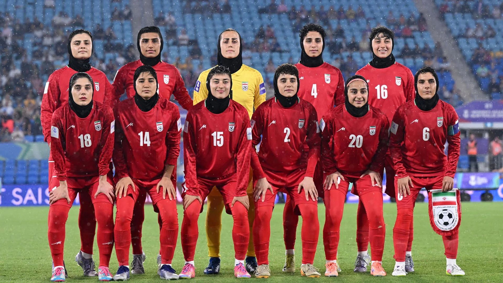 Iranian footballer changes her mind on asylum in Australia