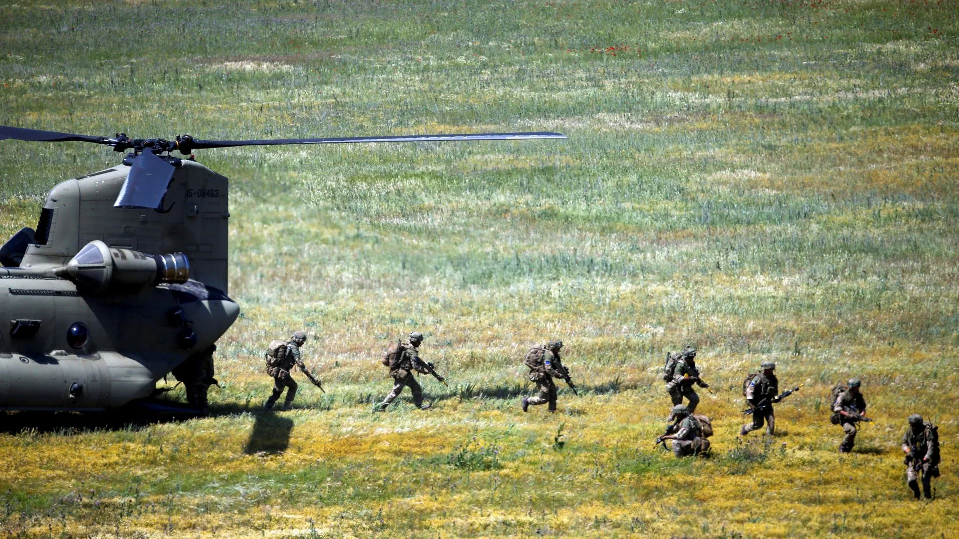 UK told to prepare for 'worst case' without US defence