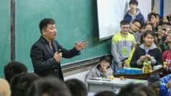 'Memory of a generation': China mourns the sudden death of a controversial education influencer