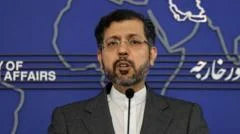 Israeli strikes in Lebanon 'grave violation' of ceasefire, Iran minister tells BBC