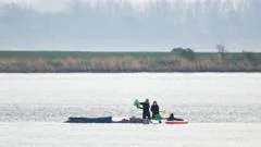 Rescuers to use air cushions in latest effort to save stranded whale