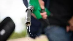 Oil prices rise after Trump says Iranian ship seized