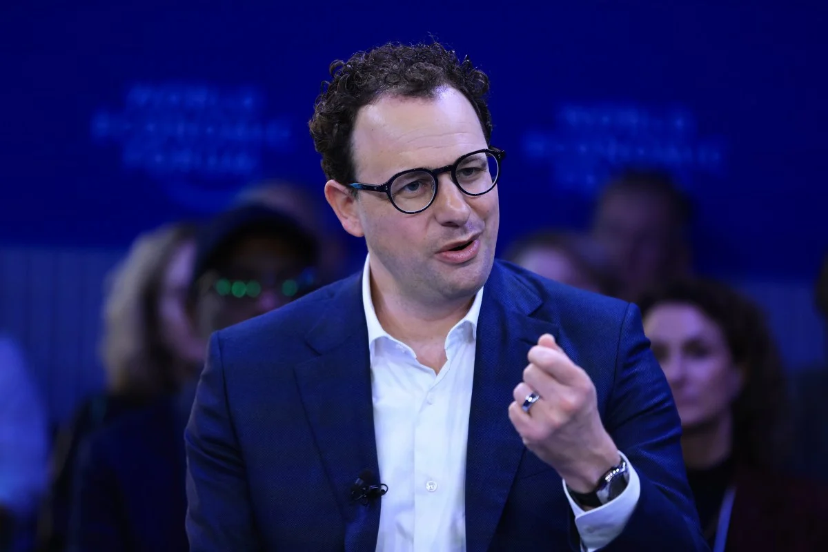 Sources: Anthropic could raise a new $50B round at a valuation of $900B