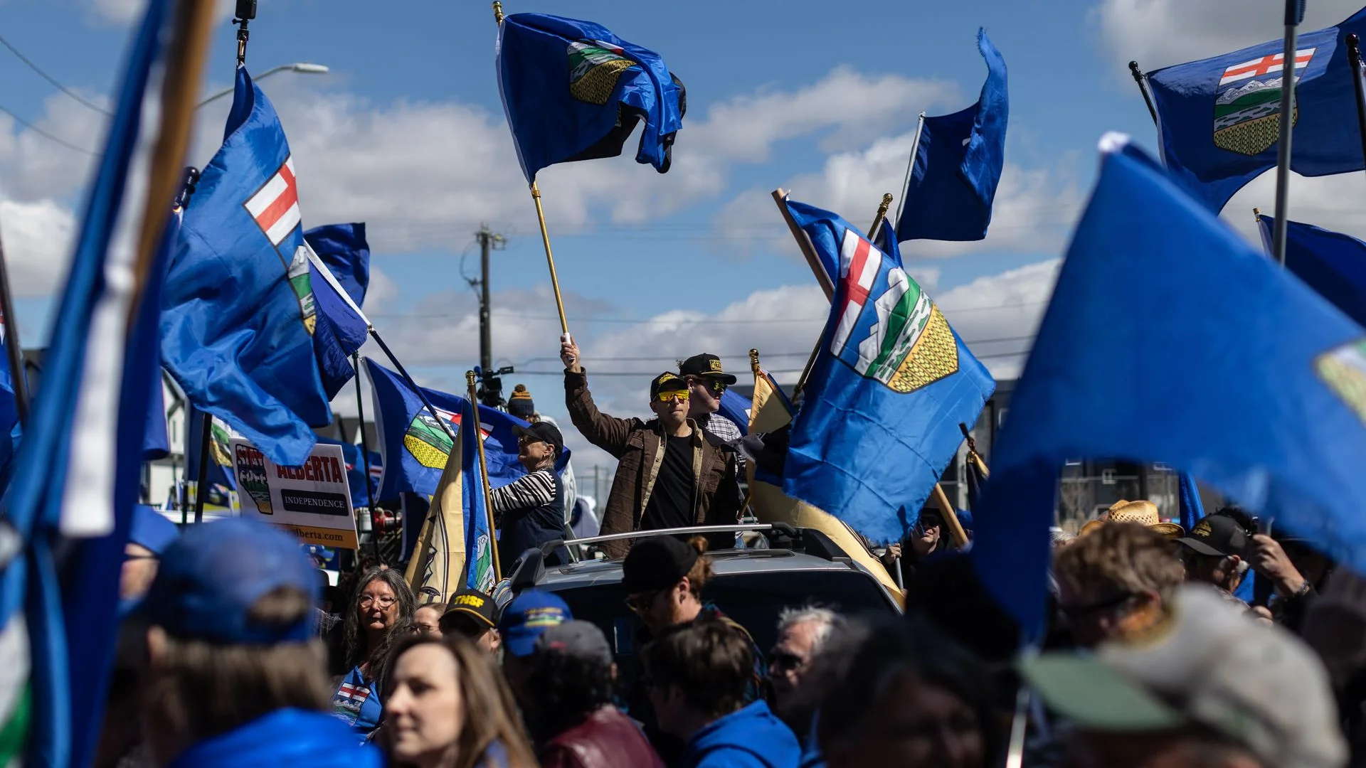 Separatist group tries to trigger referendum on province leaving Canada