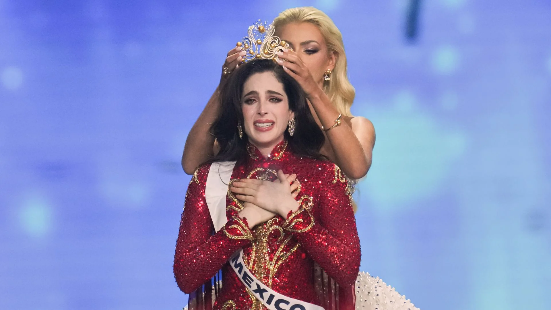 Miss Mexico crowned Miss Universe 2025 after walkout