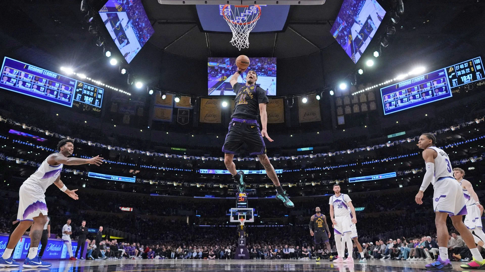 <a href='https://news.sky.com/story/the-most-striking-pictures-of-the-week-13473652'>The most striking pictures of the week</a>