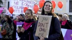 Italian parliament unanimously votes to make femicide a crime