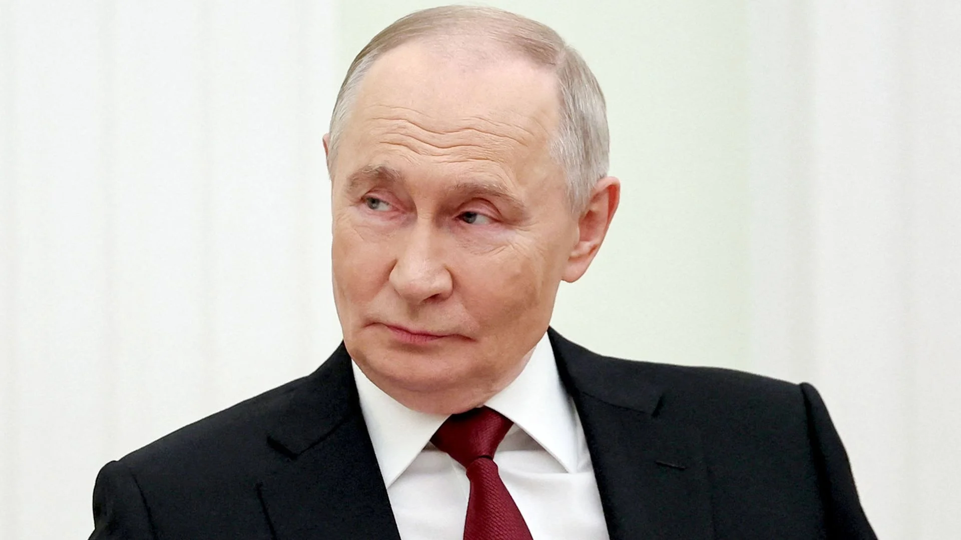 US envoy to meet Putin in Moscow - as NATO could consider 'pre-emptive strike'