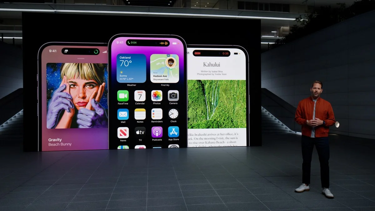 Meta poaches Apple design exec Alan Dye to lead new creative studio in Reality Labs