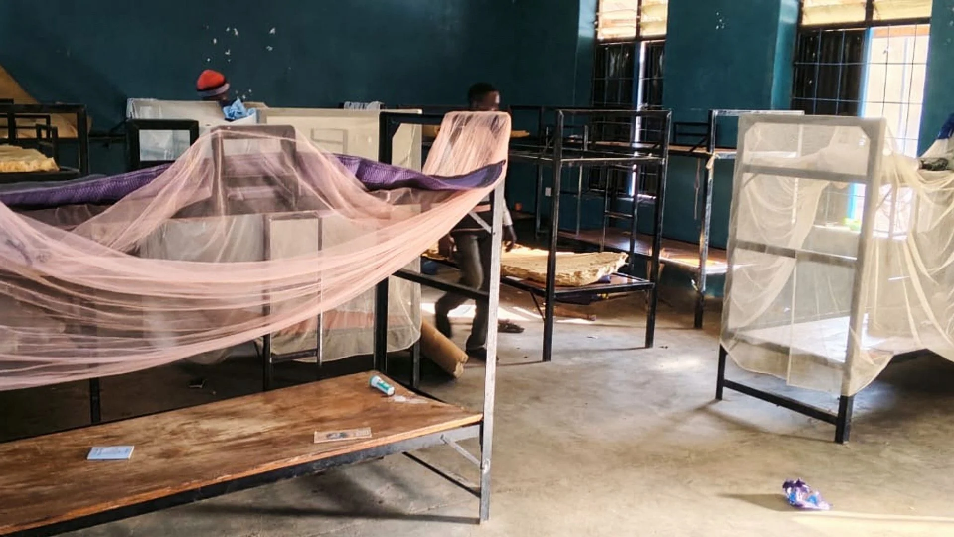 Nigerian government secures release of 100 abducted schoolchildren - reports