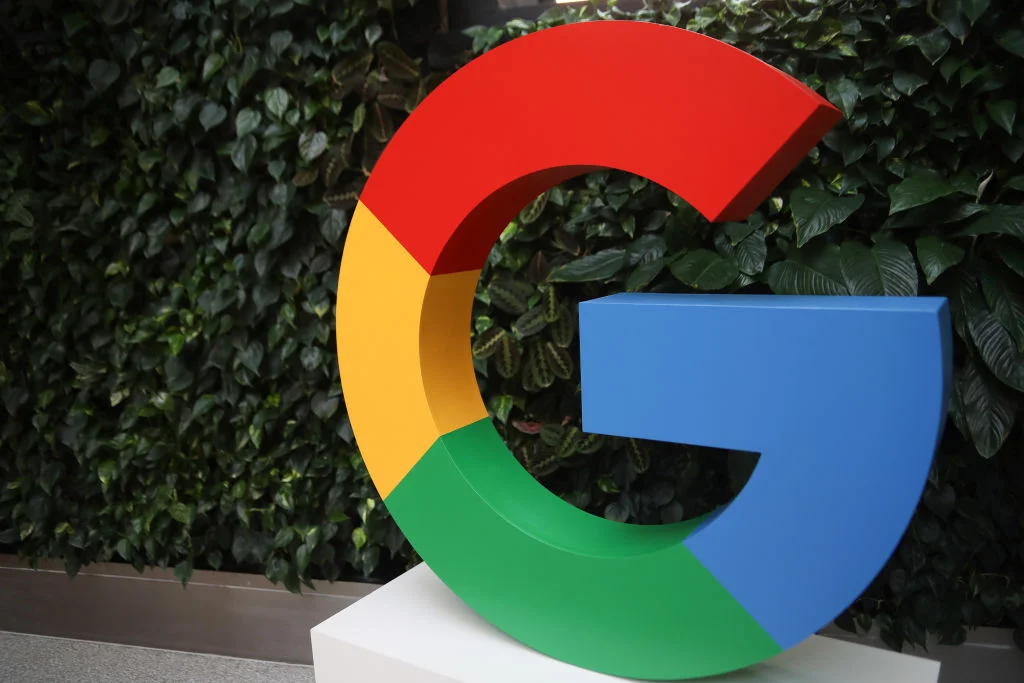 Google’s AI try-on feature for clothes now works with just a selfie