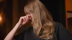 Taylor Swift shown breaking down in tears after she met UK attack families